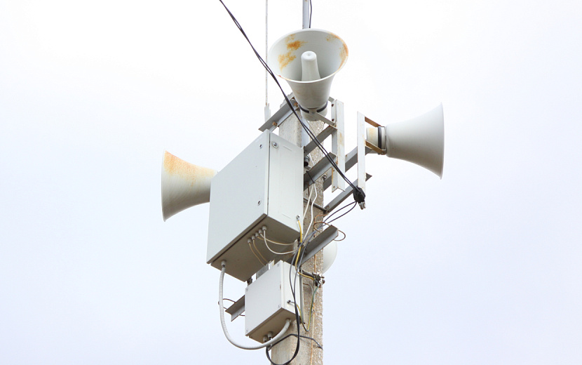 Ижевчане могут услышать на улице звуки системы оповещения, похожие на пение птиц. Фото: Сергей Грачев