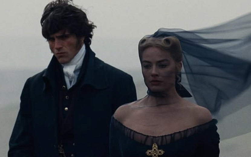 Рассказываем о новой экранизации «Грозового перевала» (18+). Фото: кадр из фильма. 