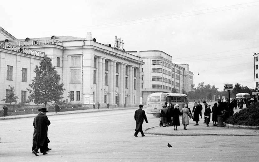Советский Ижевск выглядел и жил совершенно иначе, чем современный. Фото: из архива Ивана Мохова