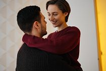 Не цветы и не подарки: 5 признаков, что мужчина по-настоящему вас ценит 