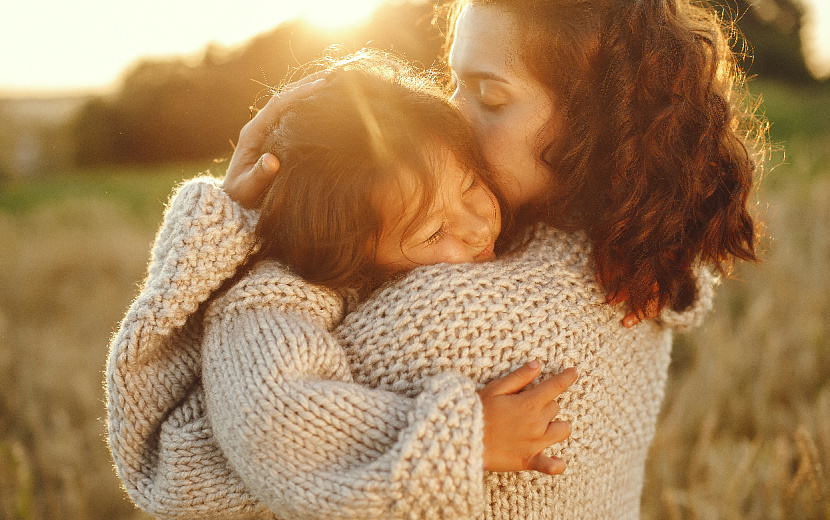 А как часто вы говорите маме, что любите ее? Фото: Freepik