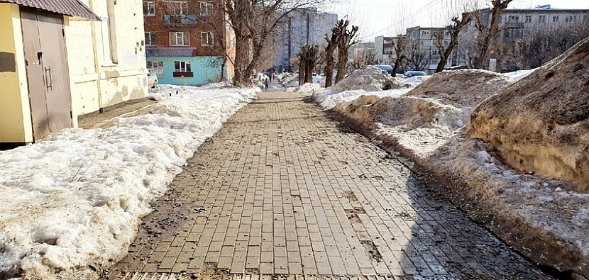 Тротуар на ул. К. Либкнехта, Фарит Губаев
