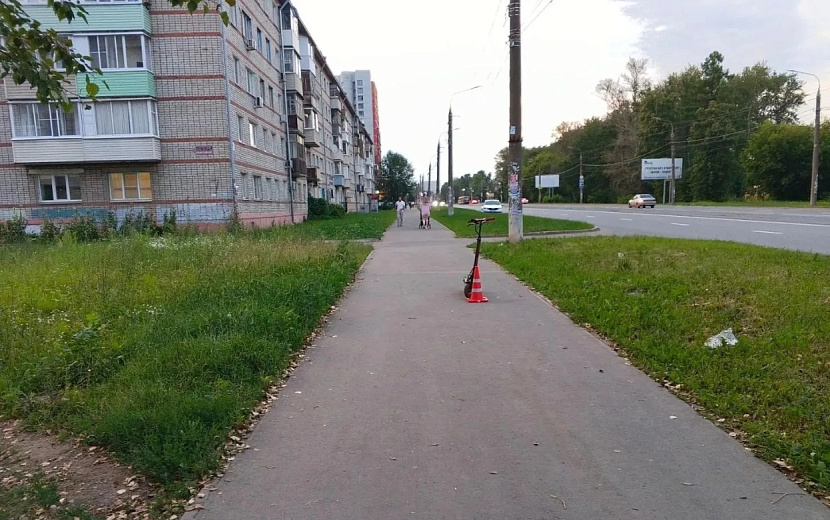Пострадавшего 13-летнего подростка с травмами увезли в больницу, а нарушителя поймали сотрудники ГАИ. Фото: пресс-служба Госавтоинспекции региона 