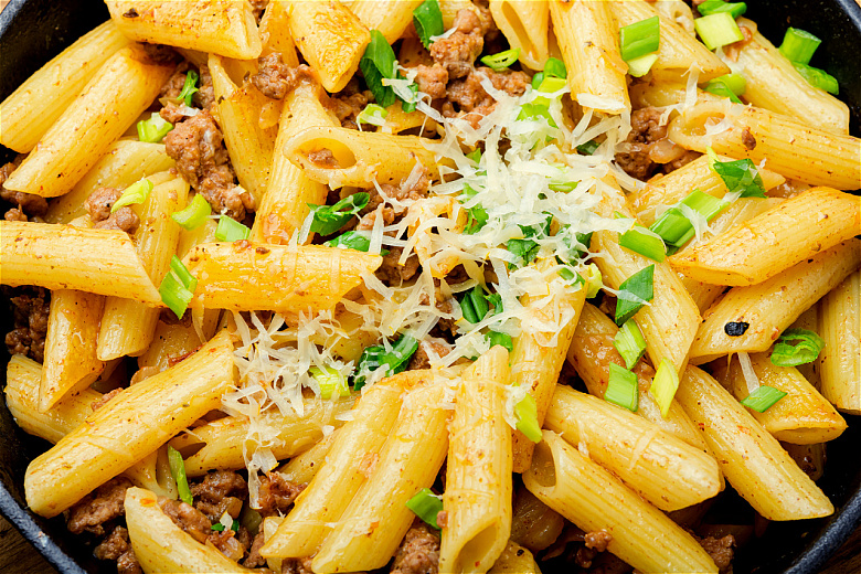 Как сделать макароны вкуснее. Фото: envato elements. 