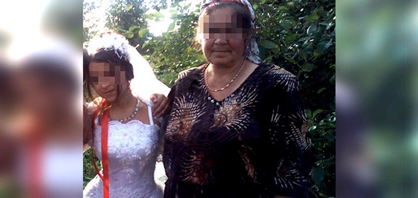 Амалия с мамой на свадьбе. Фото: соцсети