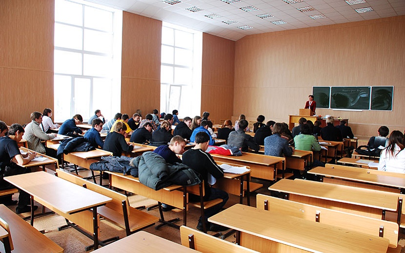 Президент России объяснил, что в системе высшего образования необходимы изменения. Фото: Константин Ившин
