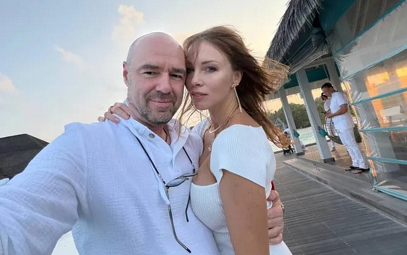 Роман Товстик отдыхает с Полиной на Мальдивах. Фото: соцсети 