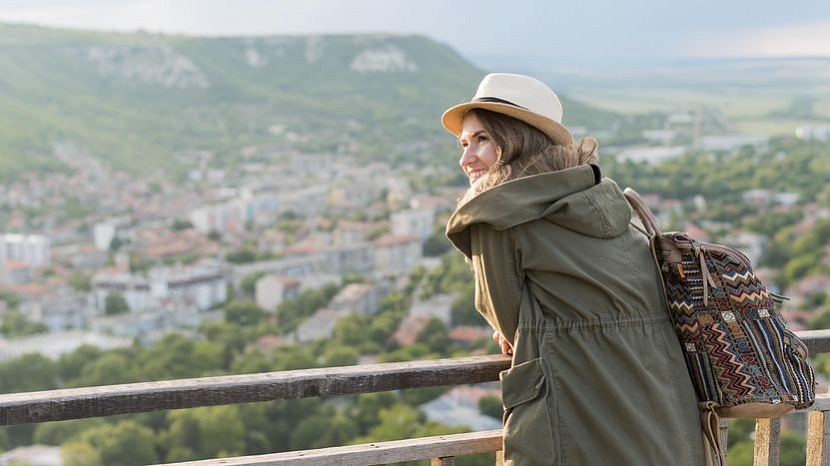 10 способов сделать соло-трип безопасным и вдохновляющим. Фото Freepik