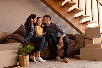 Опрос ВТБ: на что копят российские семьи