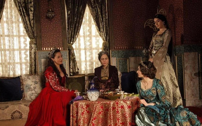 Кадр из сериала «Великолепный век». Фото: Кинопоиск