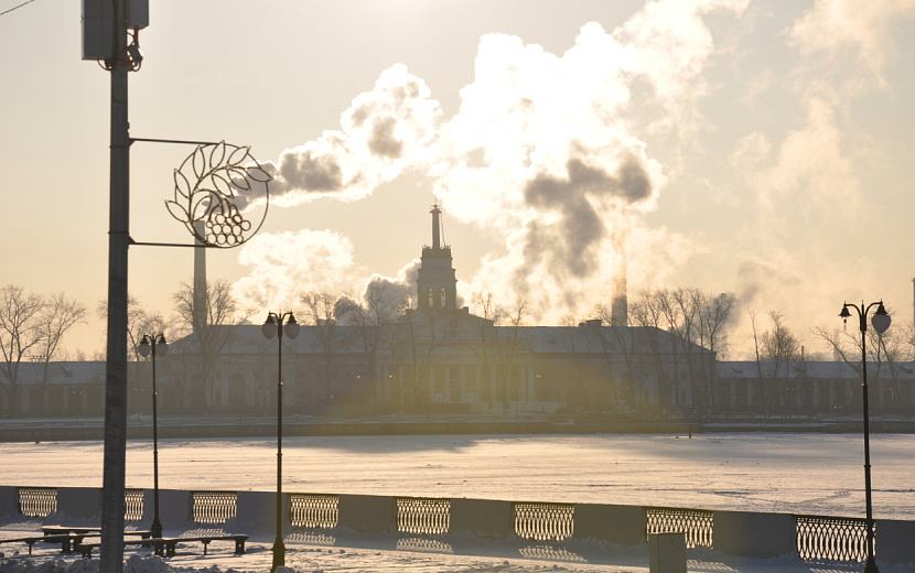 На дорогах Удмуртии сохранится гололедица. Фото Эдуард Карипов 