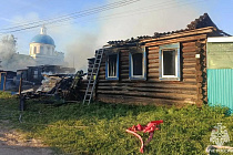Пожар на площади 400 кв. м потушили в Вавожском районе