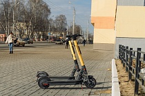 Владельцам электросамокатов напомнили о правилах езды