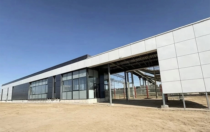 Новый вокзал в Кизнере. Фото: Александр Бречалов