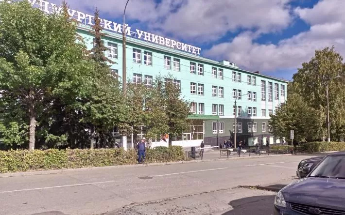 Жители Ижевска сообщают об эвакуациях в учебных заведениях