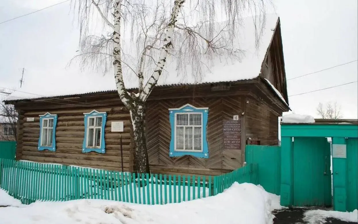 Капремонт музея писателя Геннадия Красильникова стартовал в Алнашском районе