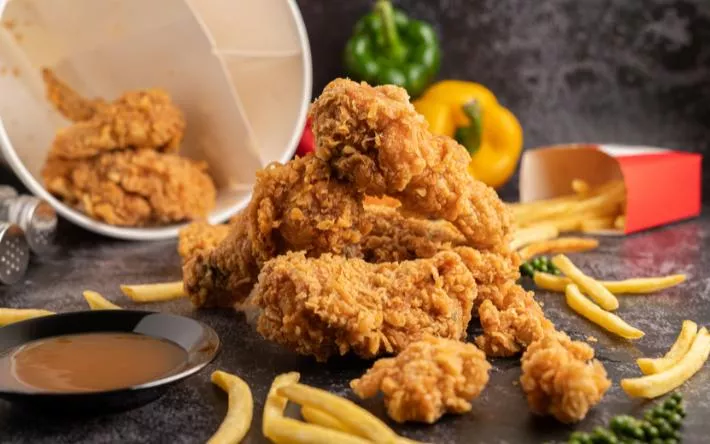 Бизнесмены из Ижевска Андрей Осколков и Константин Котов купили права на рестораны сети KFC в России