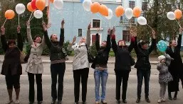 «Волну» по улицам города пустили 3 тысячи жителей Удмуртии