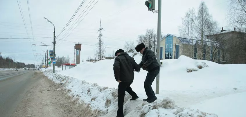 Фото: Ситуация на дорогах и во дворах Ижевска 3 марта