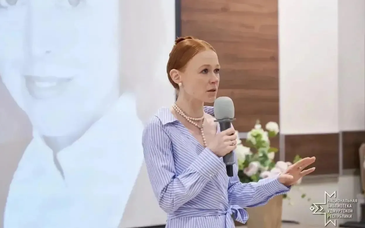 Солистка Мариинского театра Елена Евсеева приняла участие в вечере памяти балерины Любови Кунаковой в Ижевске