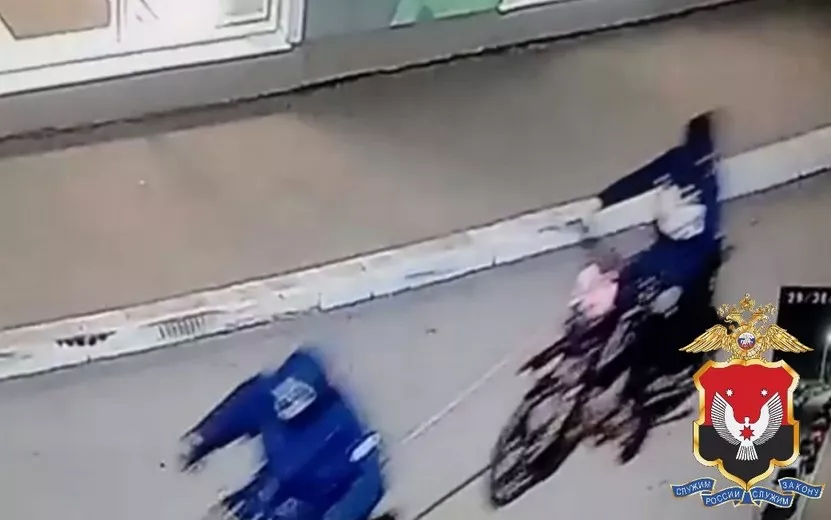 Жителя Ижевска задержали за угон питбайка со двора на ул. Баранова
