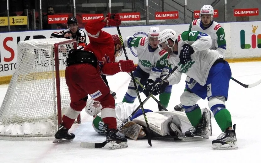 Хоккейная «Ижсталь» обыграла нефтекамский «Торос» в товарищеском матче