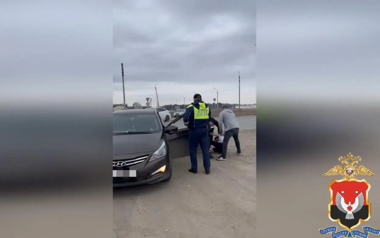 Жителей Удмуртии подозревают в краже аккумуляторов со строительной техники