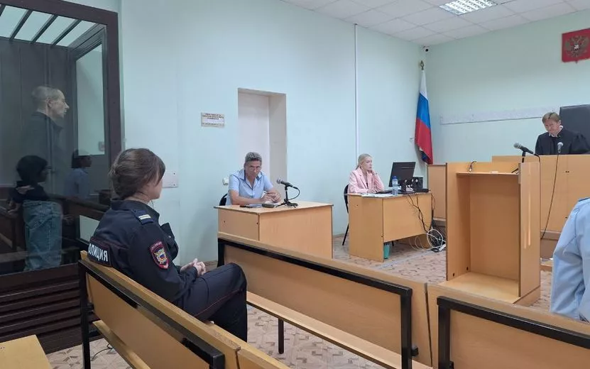 Ограбившего аптеку в Ижевске мужчину арестовали на 2 месяца