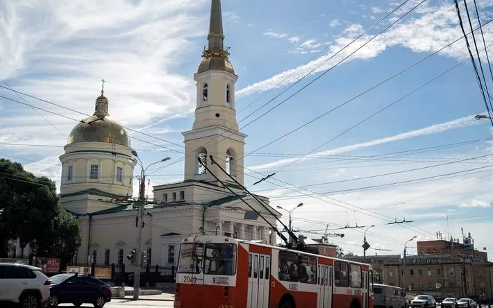 Новости Ижевска на утро 22 августа: прощание с погибшими на Украине военными и смертельное ДТП