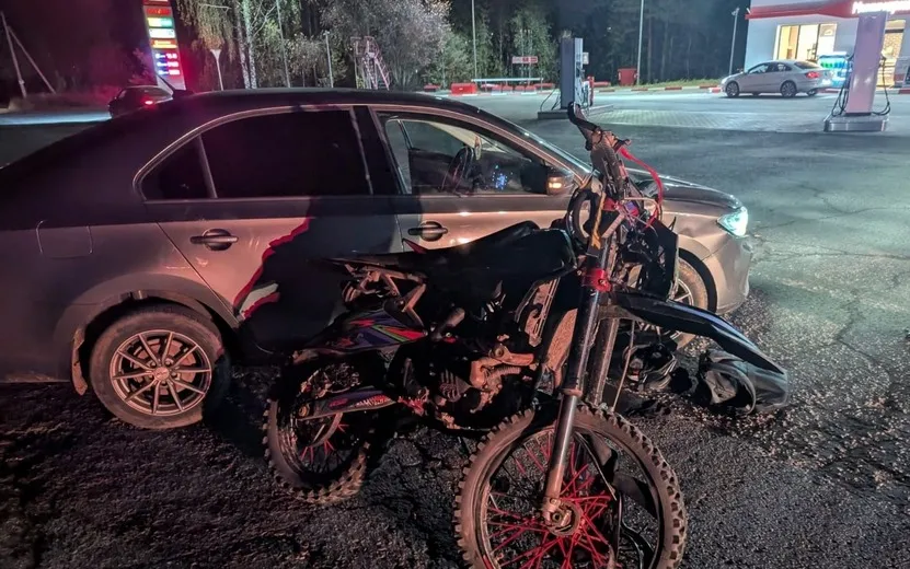 Бесправный мотоциклист пострадал в ДТП в Можге