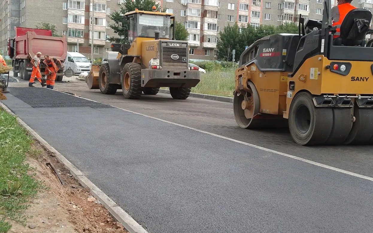  В Ижевске проверили качество ремонта тротуаров в Ленинском и Устиновском районах 