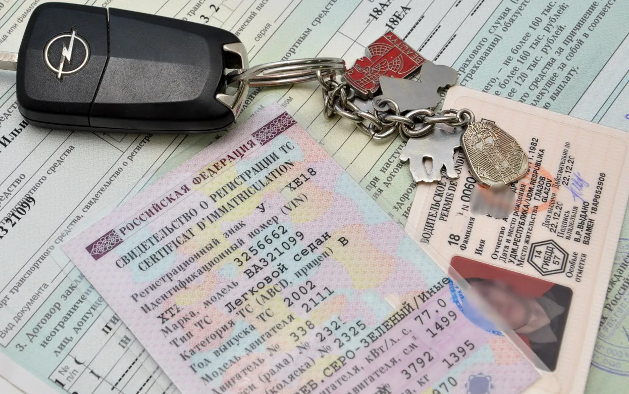 Автоматическое продление водительских прав прекратится в России