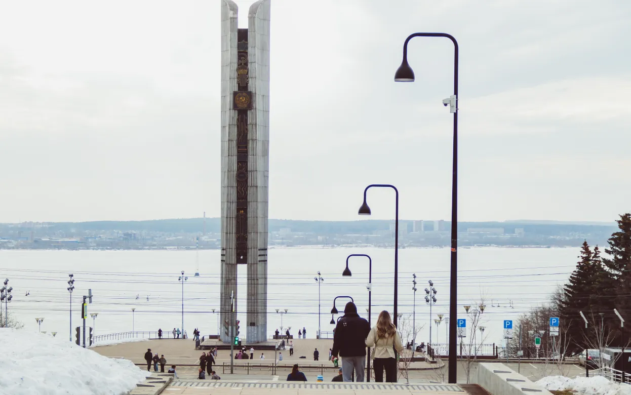 Смертельное ДТП на 40 лет Победы, недовольство пожилыми в автобусах и клумбами на улице Ленина: что обсуждают ижевчане в соцсетях 13 апреля  