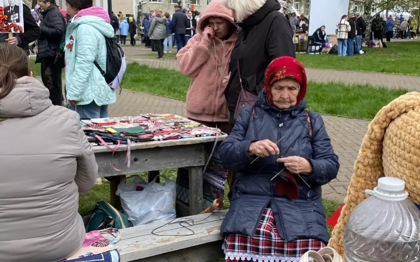 Массовые гуляния продолжаются в центре города