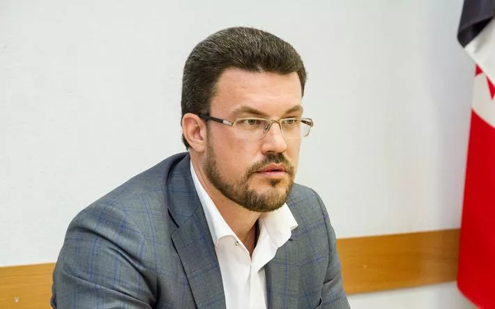Власти Удмуртии заявили о разрешении спора между экс-сити-менеджером Ижевска и ГКБ №6