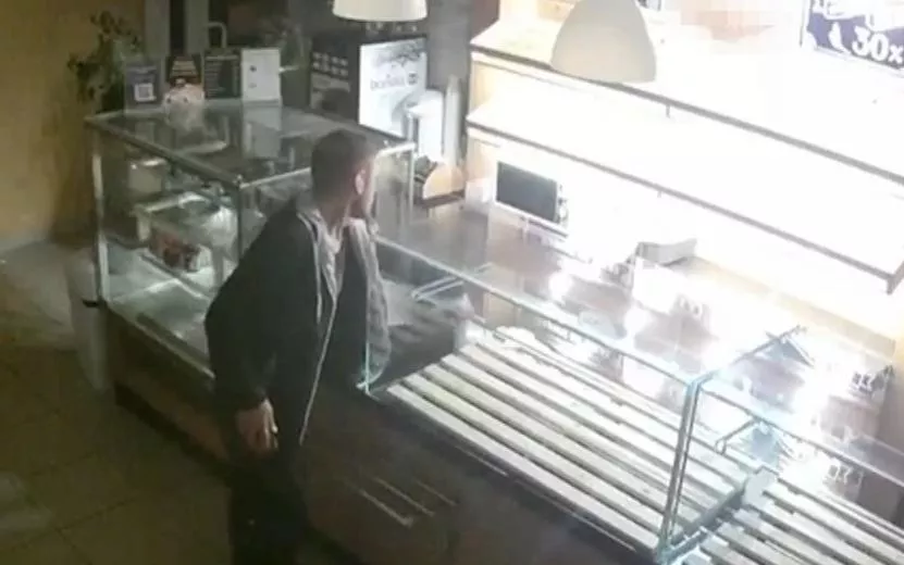Ограбление пекарни в Ижевске. Видео: пресс-служба МВД по Удмуртии