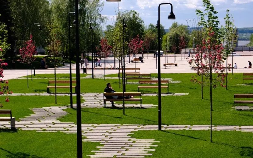 Рейд по зацепингу, космические цены на сборы в школу и избавление набережной от металлических скульптур: что обсуждают ижевчане в социальных сетях 30 июля