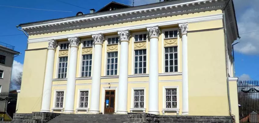 В Национальной библиотеке Удмуртии откроется культурно-просветительский центр иностранной литературы