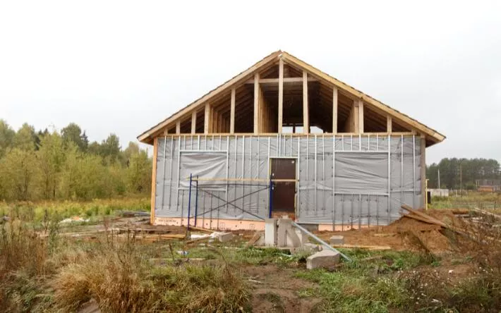 Жителя Удмуртии обвиняют в мошенничестве при строительстве домов на 5 млн рублей