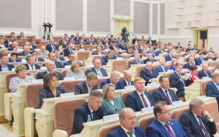 Вице-спикерами Госсовета Удмуртии стали Иван Черезов и Татьяна Ишматова