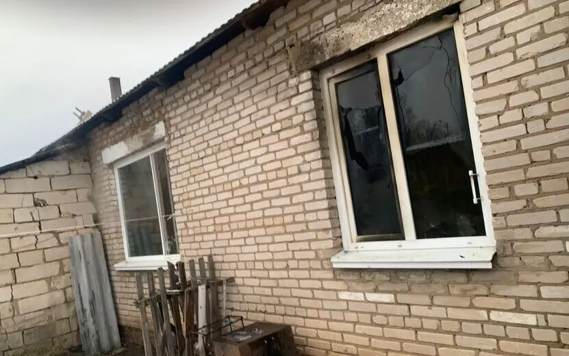 Мужчину с собакой спасли из горящего дома пожарные в Каракулино