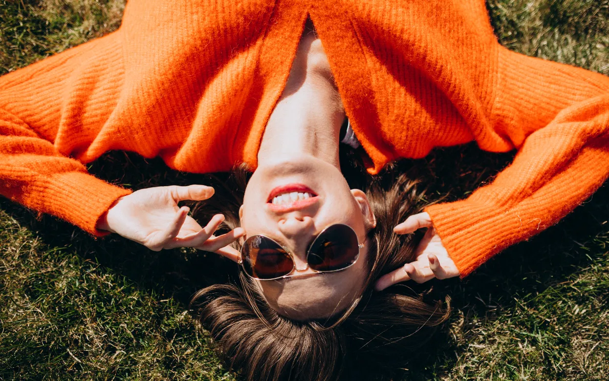 Что делать, если чувствуешь себя недостойной мужчины, не умеешь принимать подарки и вечно пытаешься доказать другим свой успех: седьмой выпуск рубрики «Спроси психолога»