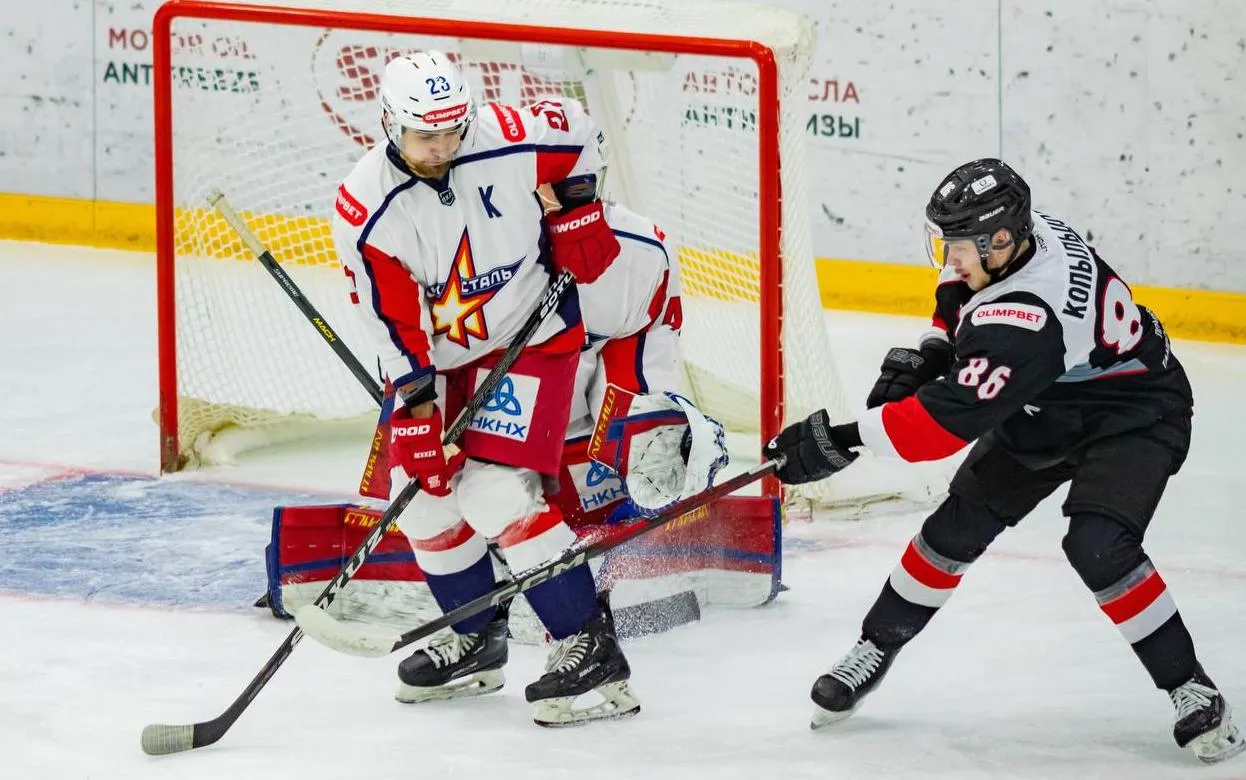 Хоккеисты «Ижстали» проиграли в Тамбове