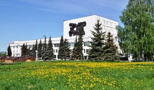 ijevsk.3goroda.ru, kinopoisk.ru, архив редакции, wikipedia.org
