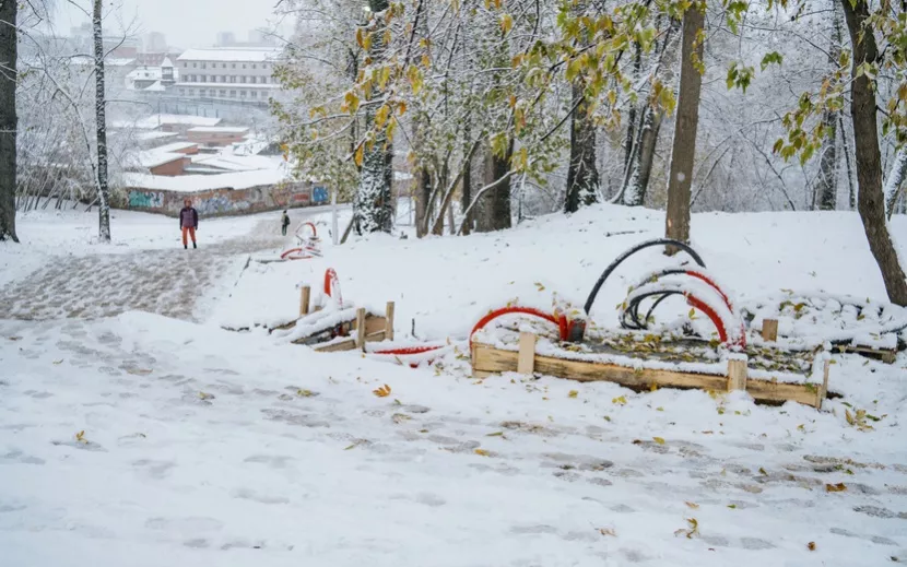 Работы в парке продолжаются. Фото: Маша Бакланова