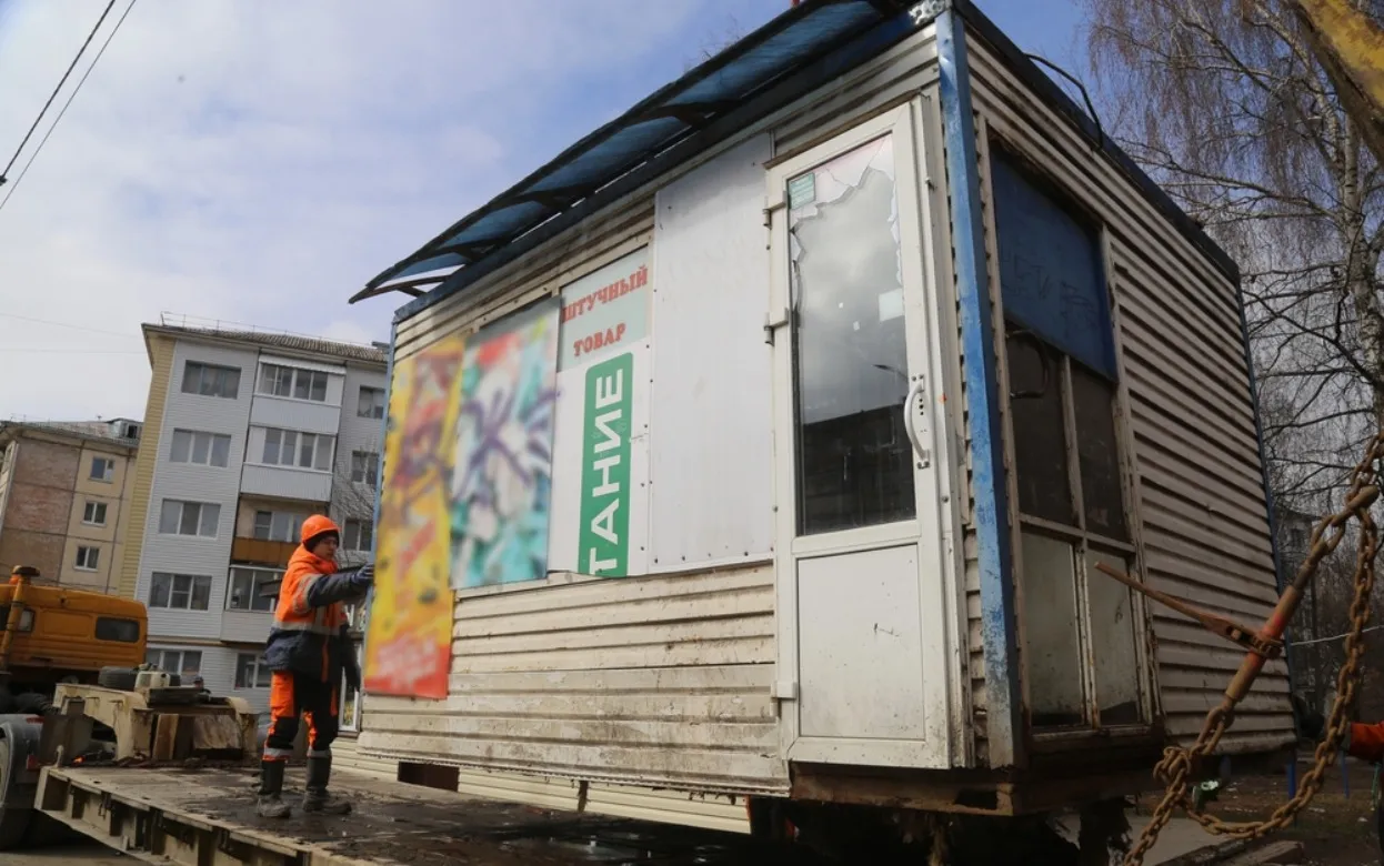 В Ижевске снесут 10 незаконных ларьков с алкоголем