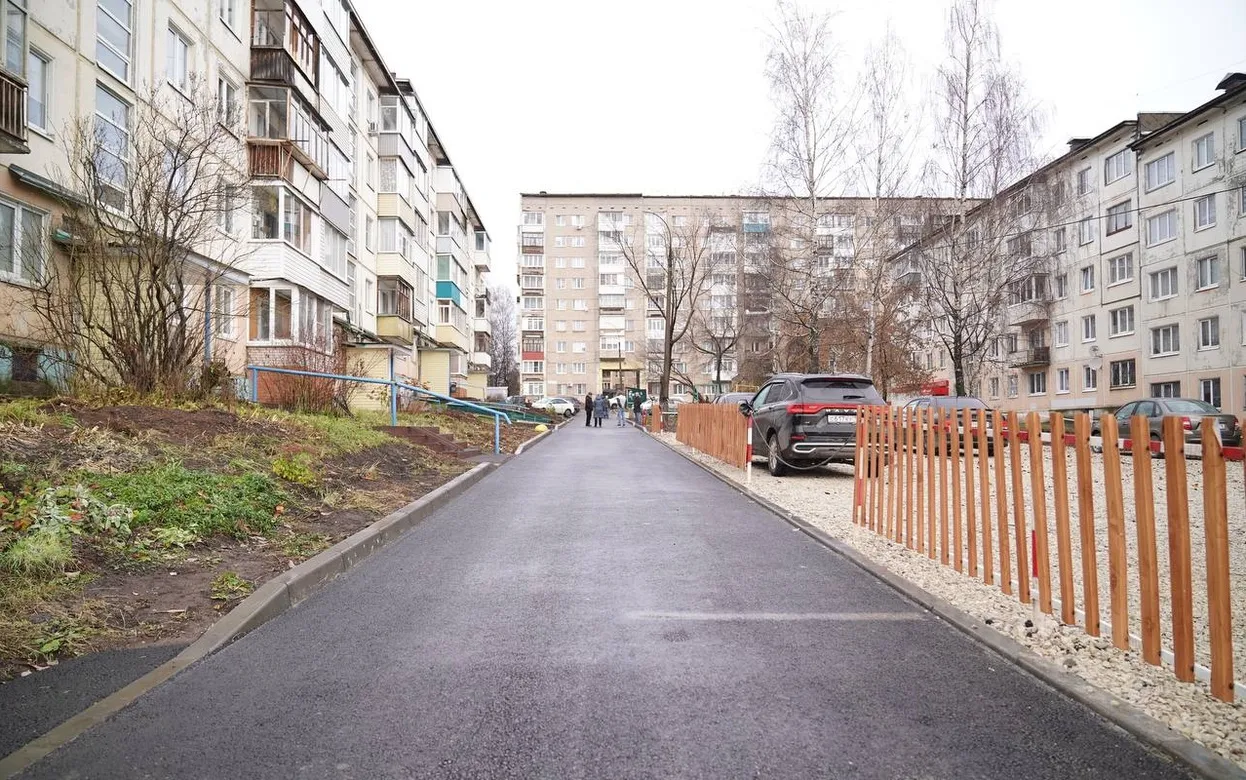 В Ижевске благоустроили 12 дворов по программе «Ижевский дворик»