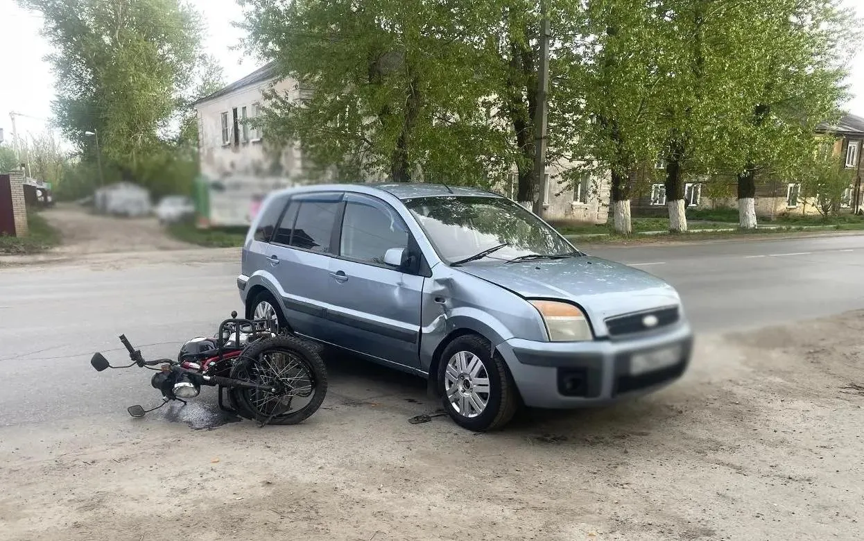 15-летний пассажир мопеда пострадал в ДТП в Сарапуле