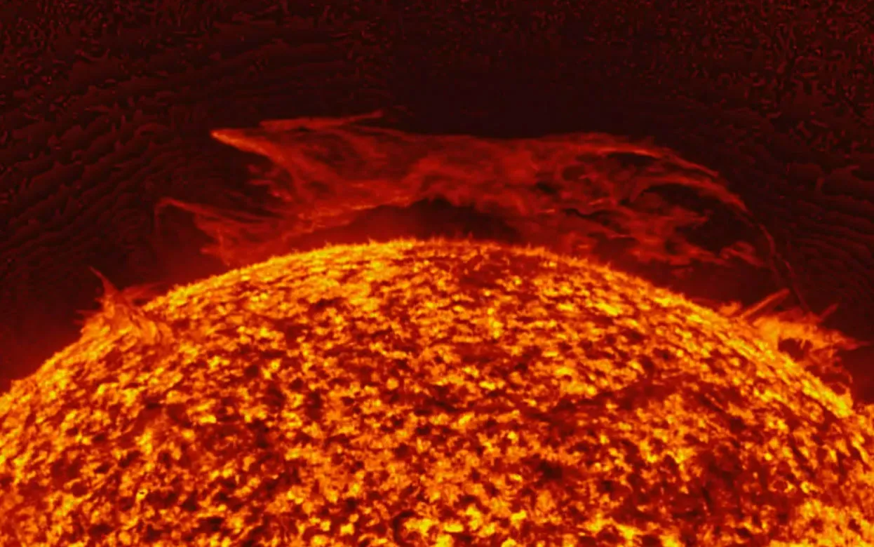 Магнитные бури на неделю с 24 по 30 ноября: какое влияние оказал протуберанец в 80 раз больше Земли?