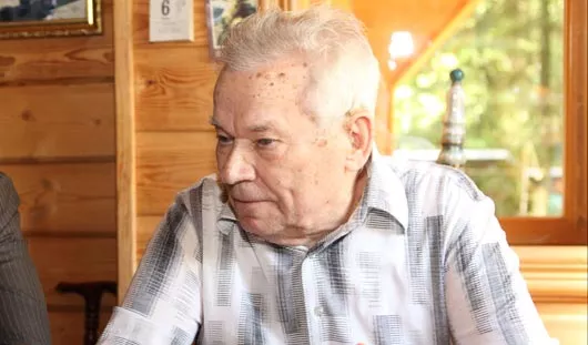 О выписке из госпиталя говорить пока рано, но все, кто знает Михаила Тимофеевича, надеются, что домой он вернется как можно раньше